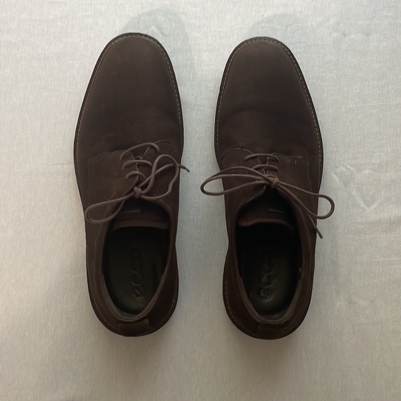 Ecco - men brown leather shoes - size 44 is a men 10-101/2 - like new - - Picture 5 of 16